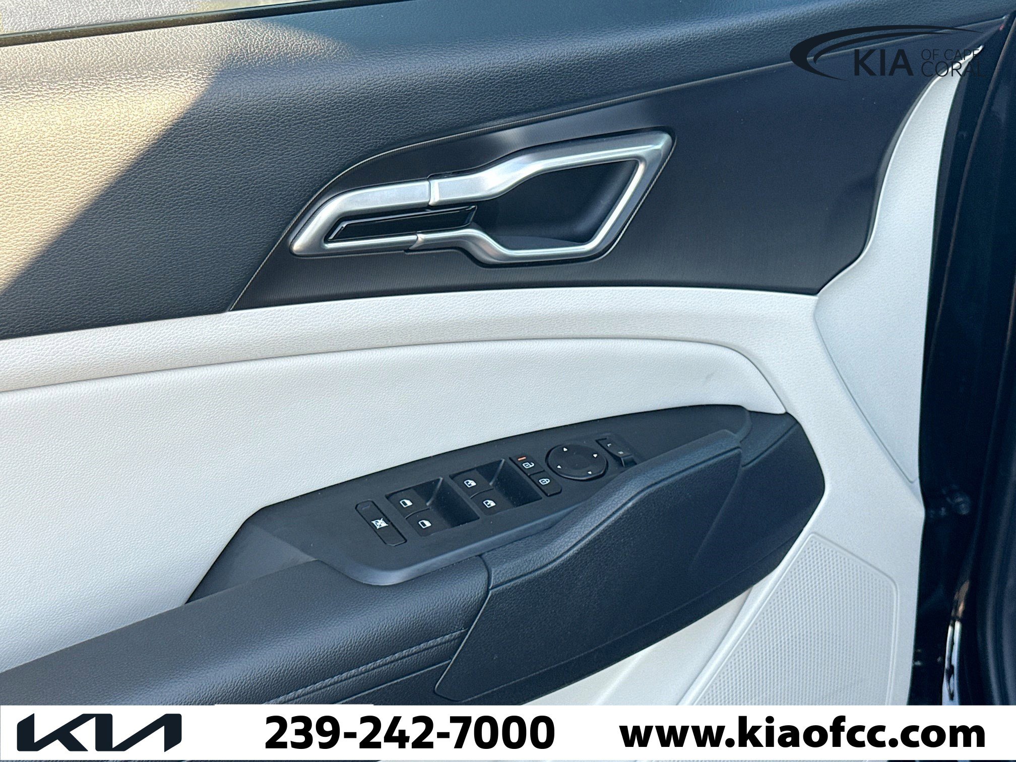 Used 2026 Kia Sportage EX image 22