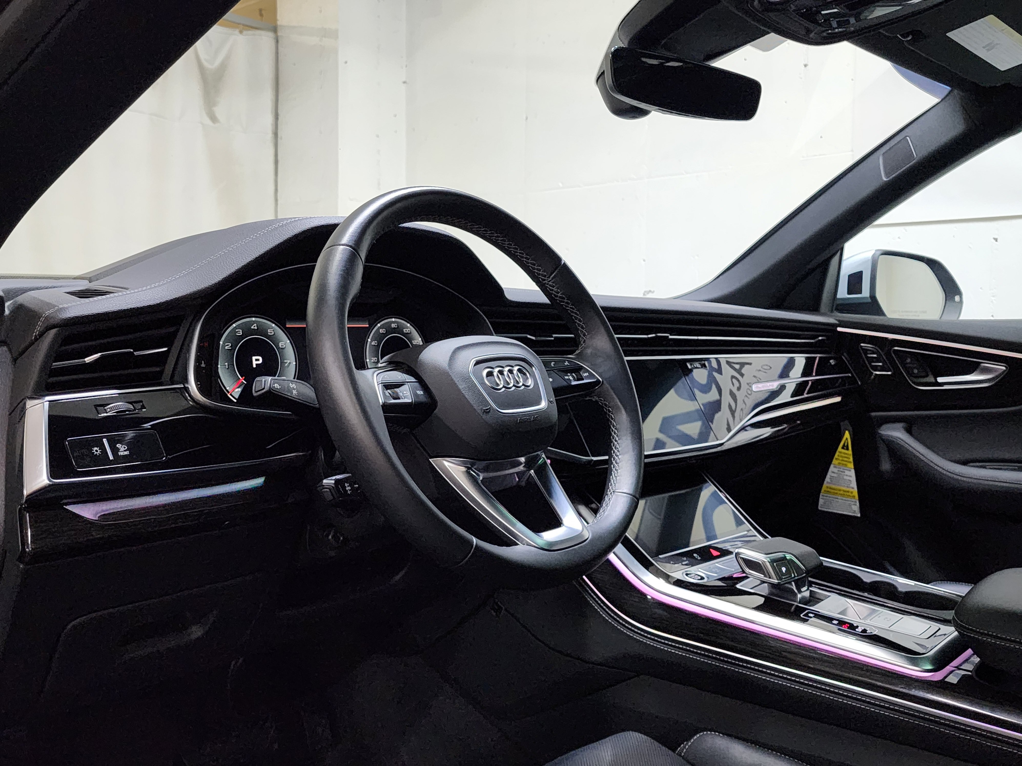 Used 2025 Audi Q8 Prestige AWD/4WD image 13