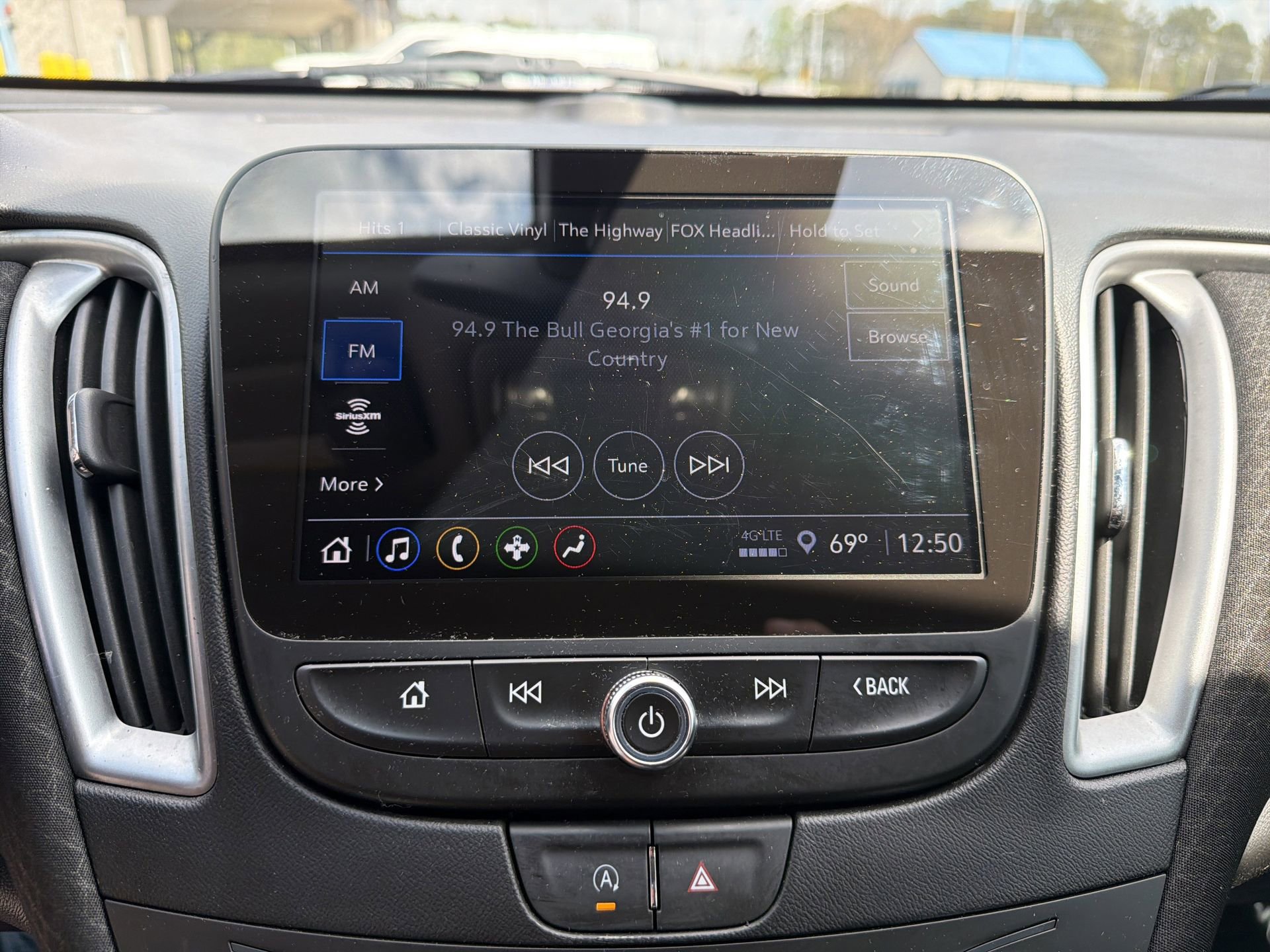 Used 2024 Chevrolet Malibu LT image 5