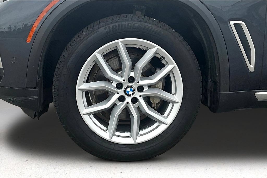 Used 2021 BMW X5 xDrive40i w/ Premium Package AWD/4WD image 37
