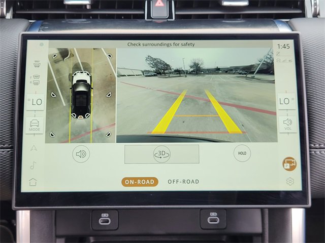 Used 2024 Land Rover Discovery Sport Dynamic SE image 17