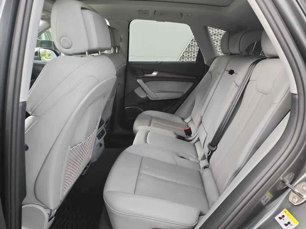 Certified 2023 Audi Q5 2.0T Premium Plus w/ Premium Plus Package AWD/4WD image 15