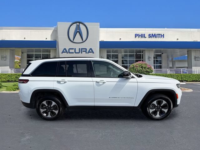 Used 2024 Jeep Grand Cherokee Limited 4xe AWD/4WD image 4