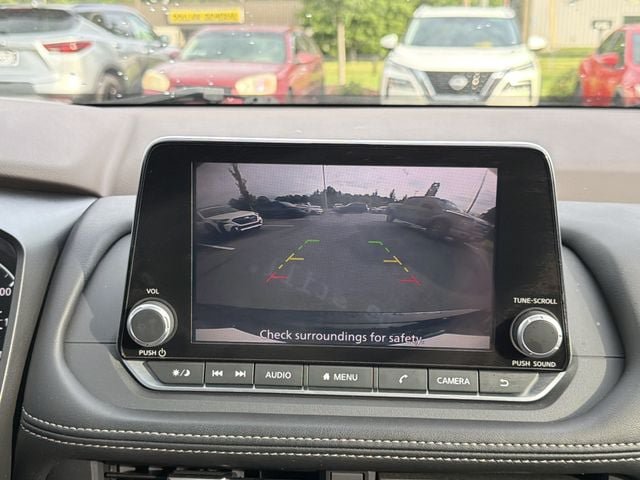Used 2023 Nissan Rogue SV w/ SV Premium B Package FWD image 28