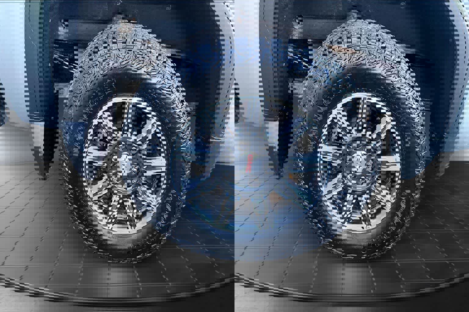 Used 2025 GMC Sierra 1500 AT4 w/ Technology Package image 35