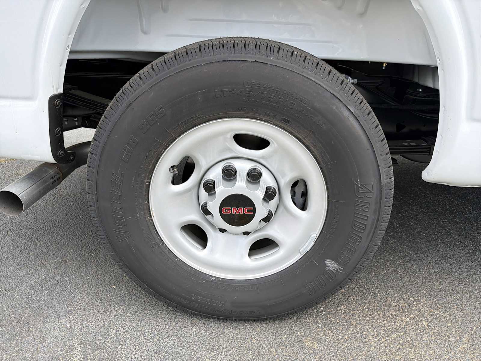 New 2025 GMC Savana 2500 w/ Driver Convenience Package image 16