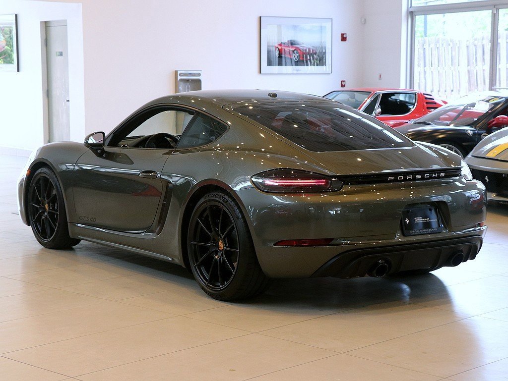 Used 2025 Porsche 718 Cayman GT4 image 2