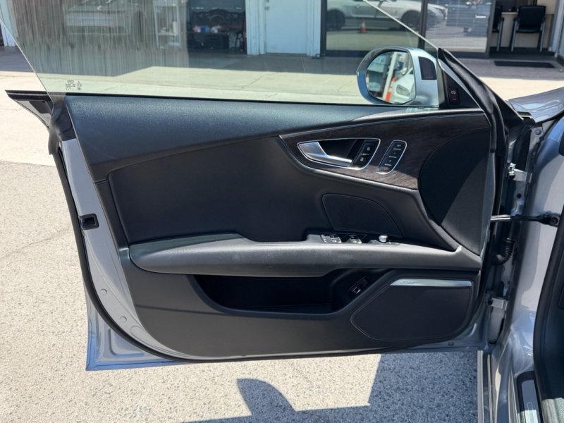 Used 2018 Audi A7 3.0T Premium Plus w/ 20" Wheel & Tire Package AWD/4WD image 9