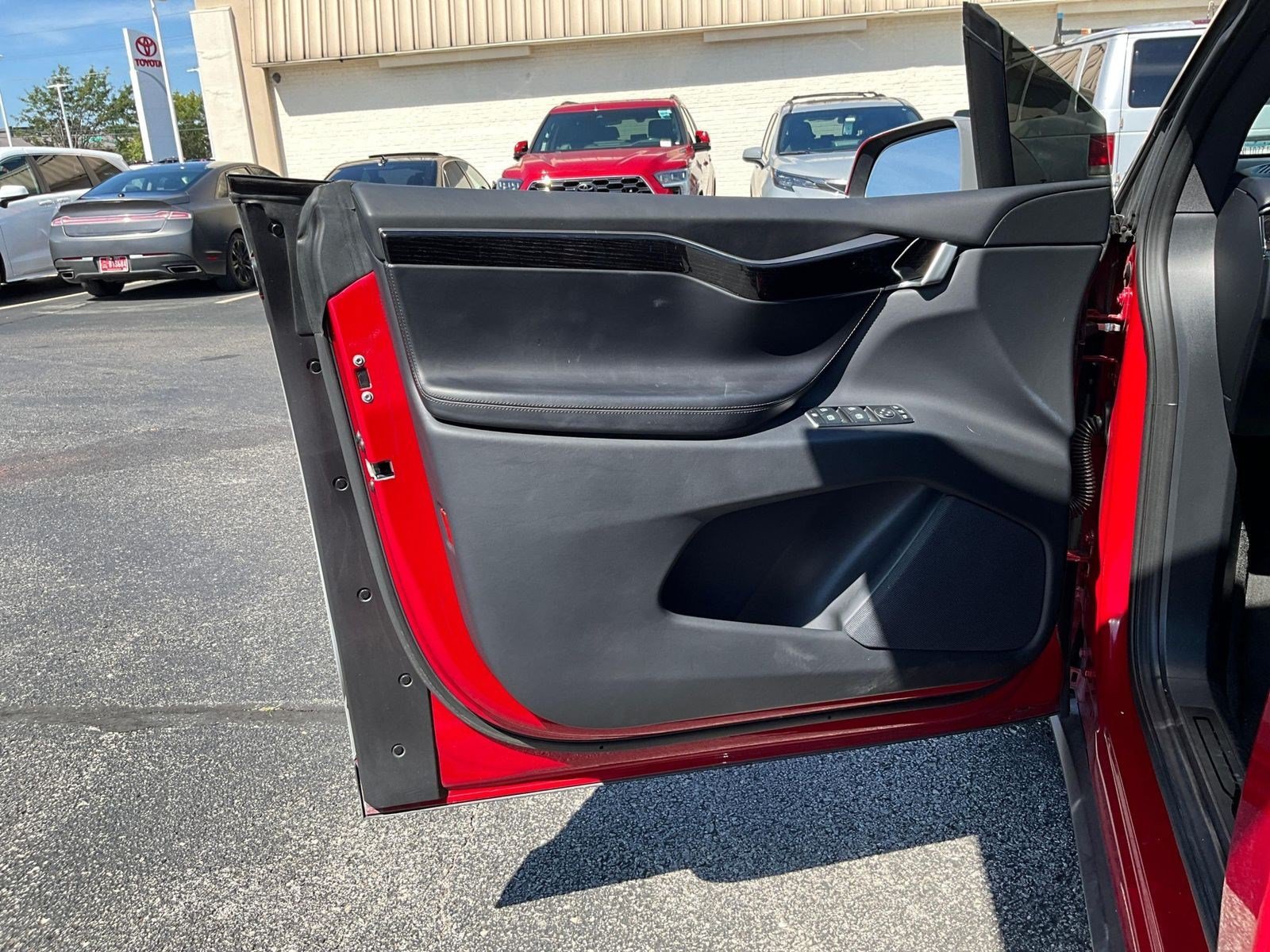 Used 2018 Tesla Model X 100D AWD/4WD image 18
