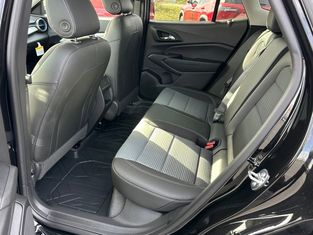 New 2026 Chevrolet Trax LT w/ Driver Confidence Package image 14