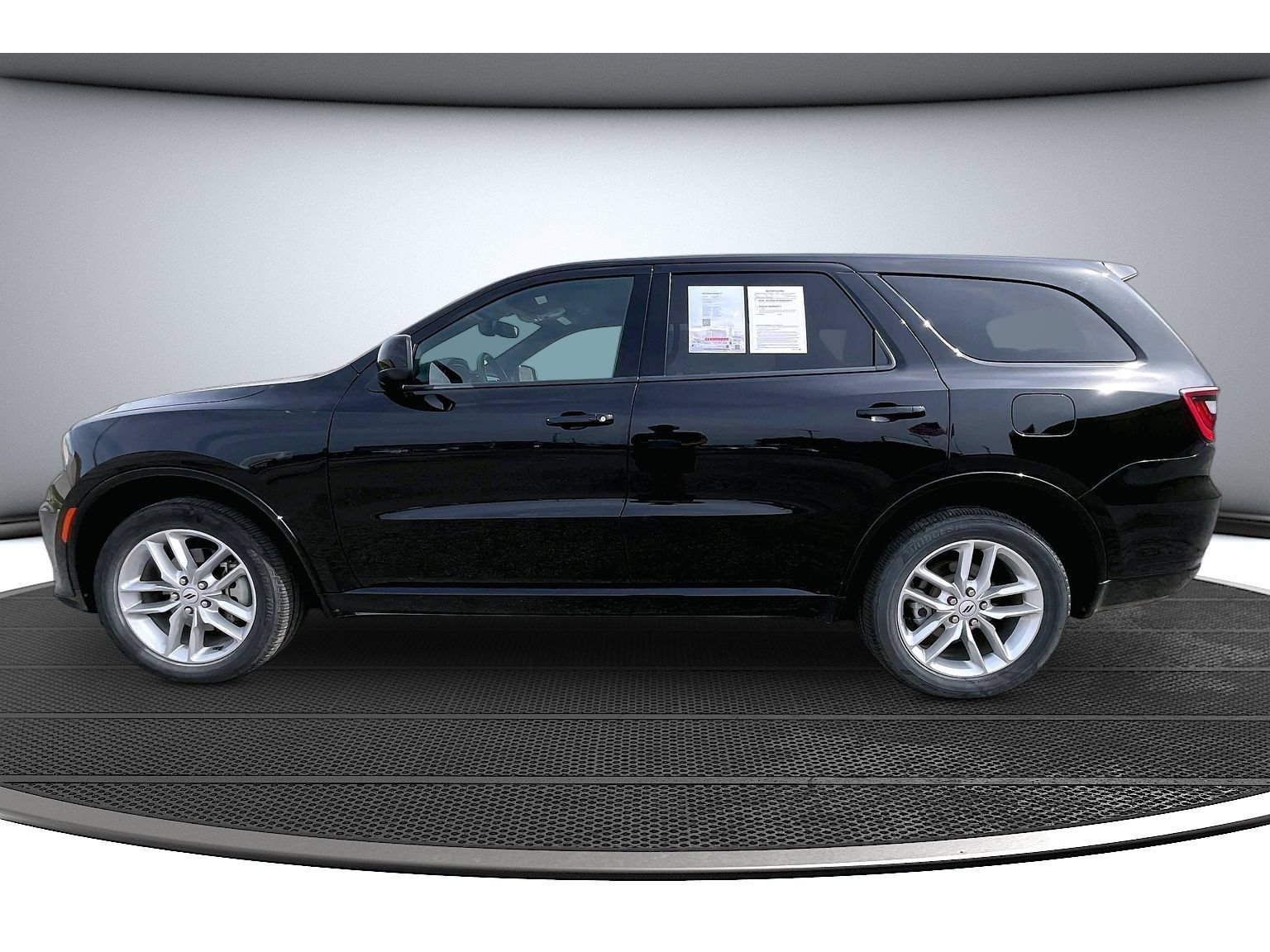 Certified 2025 Dodge Durango GT w/ Trailer Tow Group IV AWD/4WD image 17