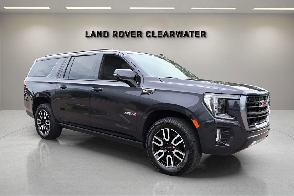 Used 2024 GMC Yukon XL AT4 w/ AT4 Premium Package AWD/4WD image 7