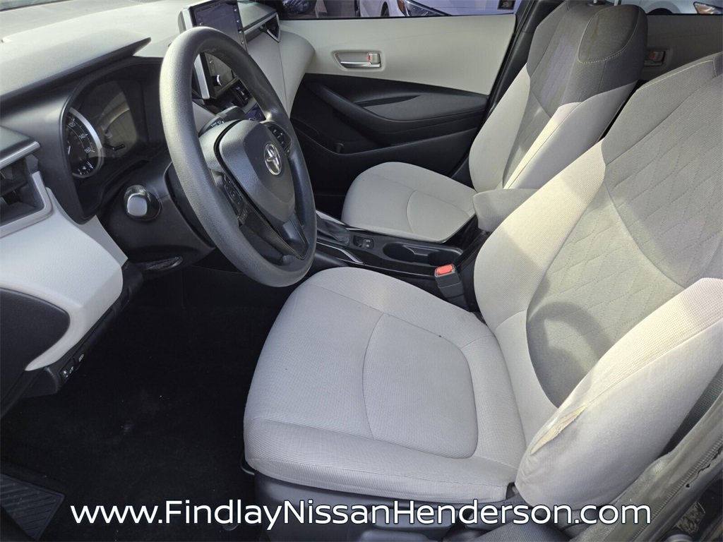 Used 2020 Toyota Corolla LE image 11