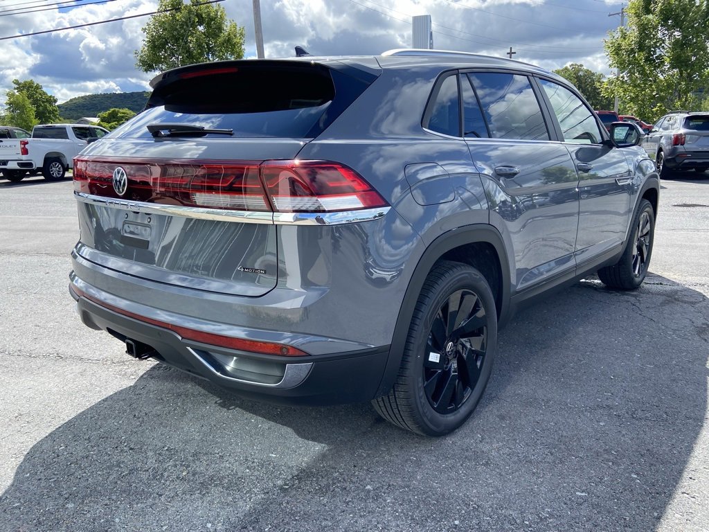 New 2026 Volkswagen Atlas Cross Sport SE image 4