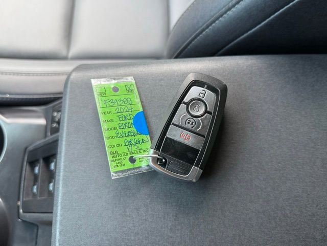 Used 2024 Ford Bronco Everglades image 43