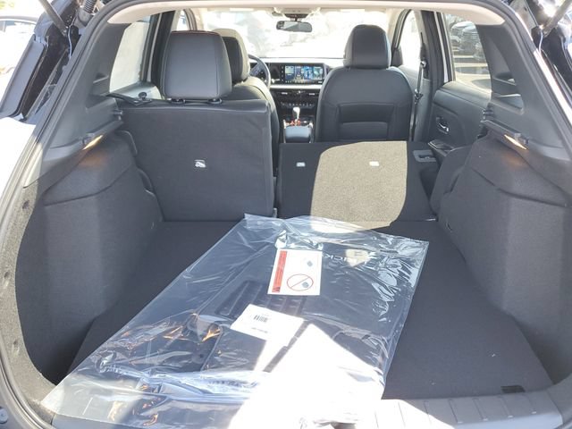 New 2026 Nissan Kicks SR w/ SR Premium Package AWD/4WD image 12