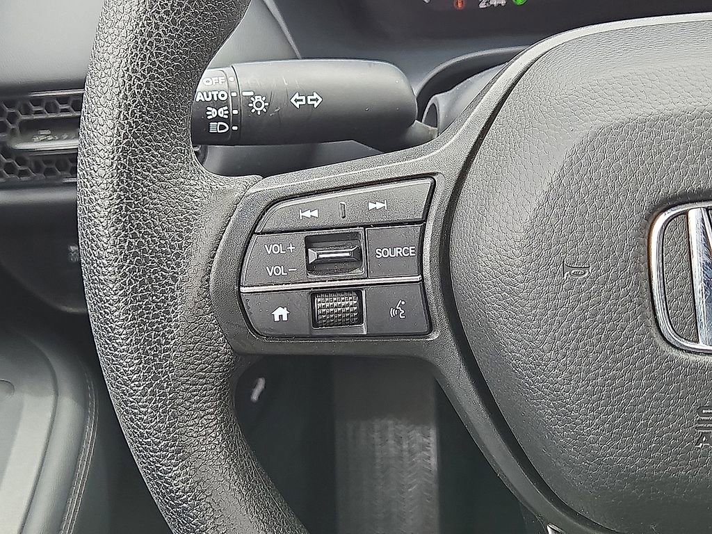 Used 2025 Honda HR-V LX image 16