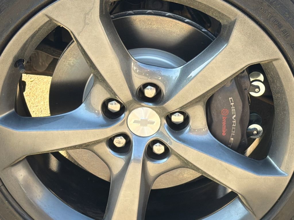Used 2014 Chevrolet Camaro SS RWD image 7
