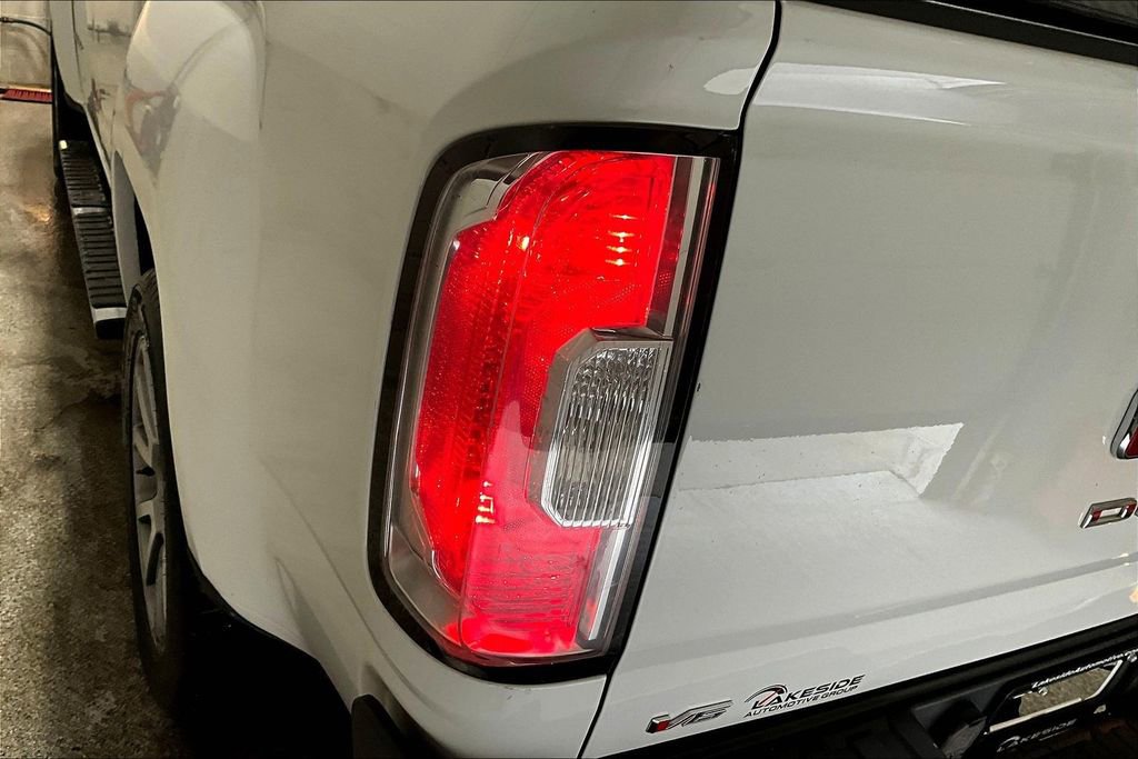 Used 2021 GMC Canyon Denali image 24