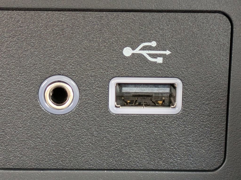 New 2025 Nissan Versa SV w/ Trunk Package image 20