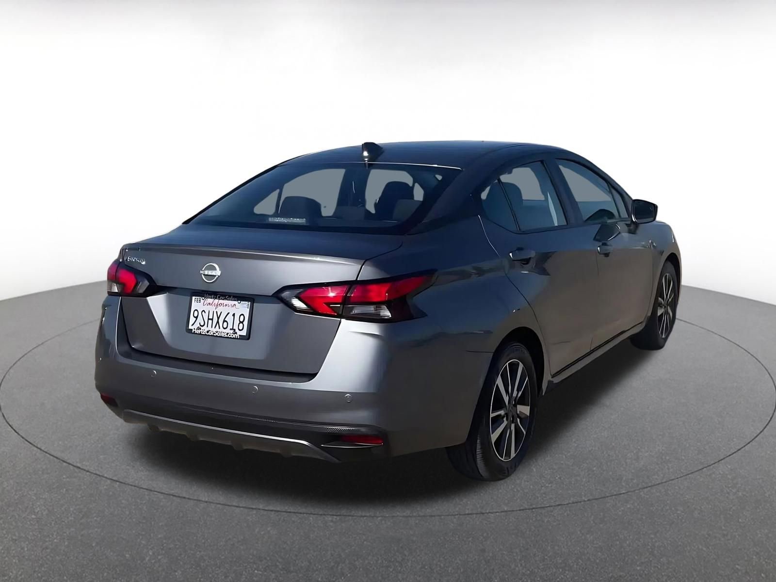 Used 2025 Nissan Versa SV image 14