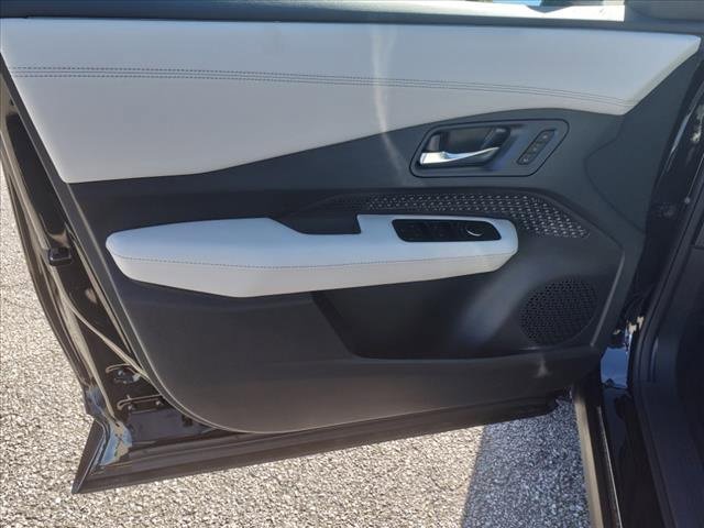 New 2024 Nissan Ariya FWD image 16