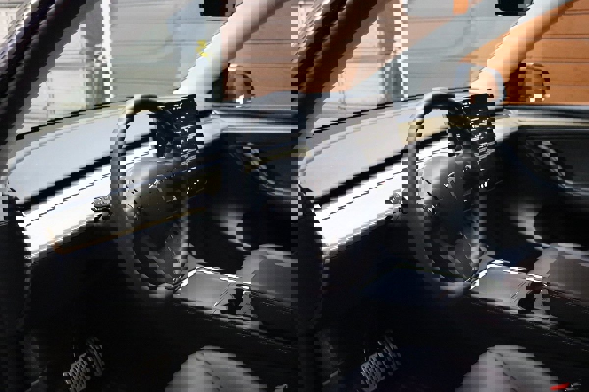 Used 2022 Tesla Model Y Performance image 29