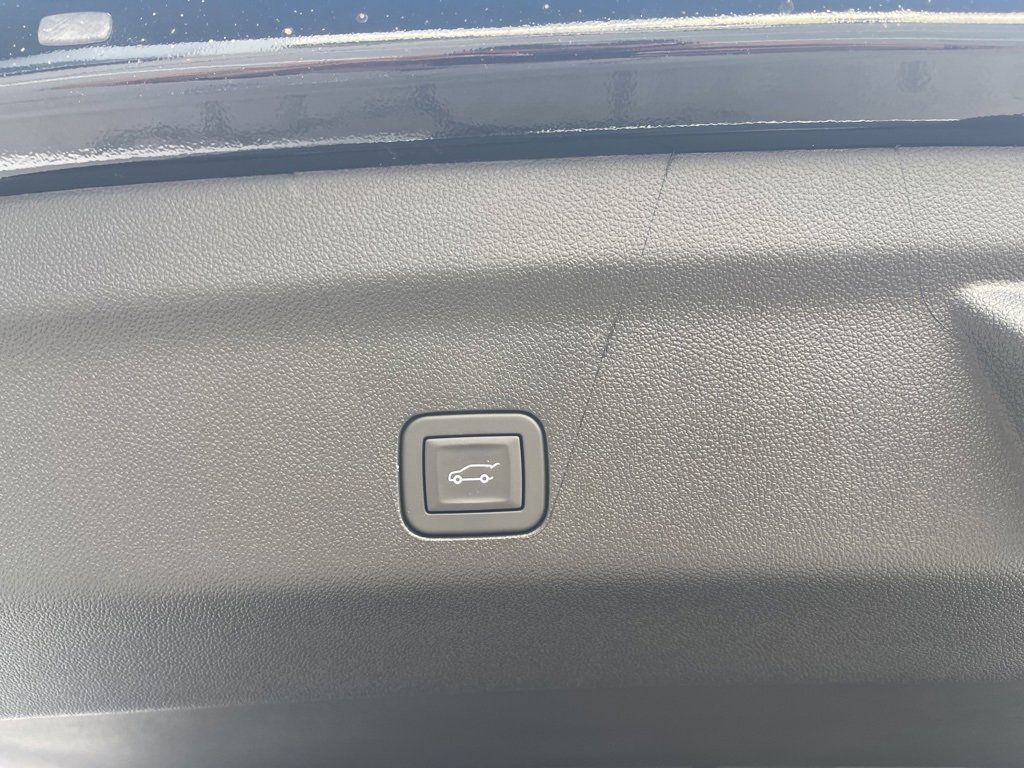 New 2025 Chevrolet Tahoe High Country image 16