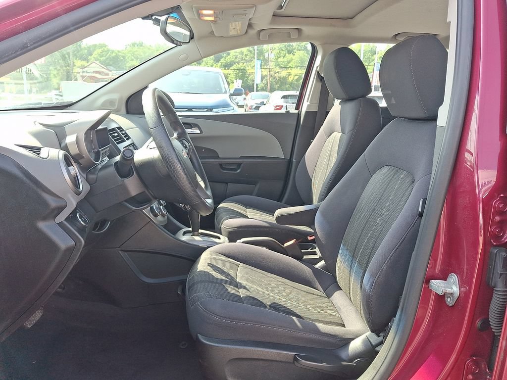 Used 2014 Chevrolet Sonic LT w/ LT Promotional Package FWD image 16