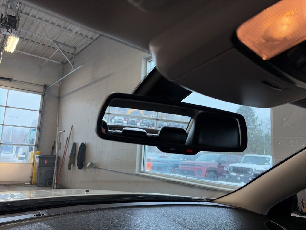 Used 2020 Chrysler 300 Touring L w/ Quick Order Package 2EF RWD image 46