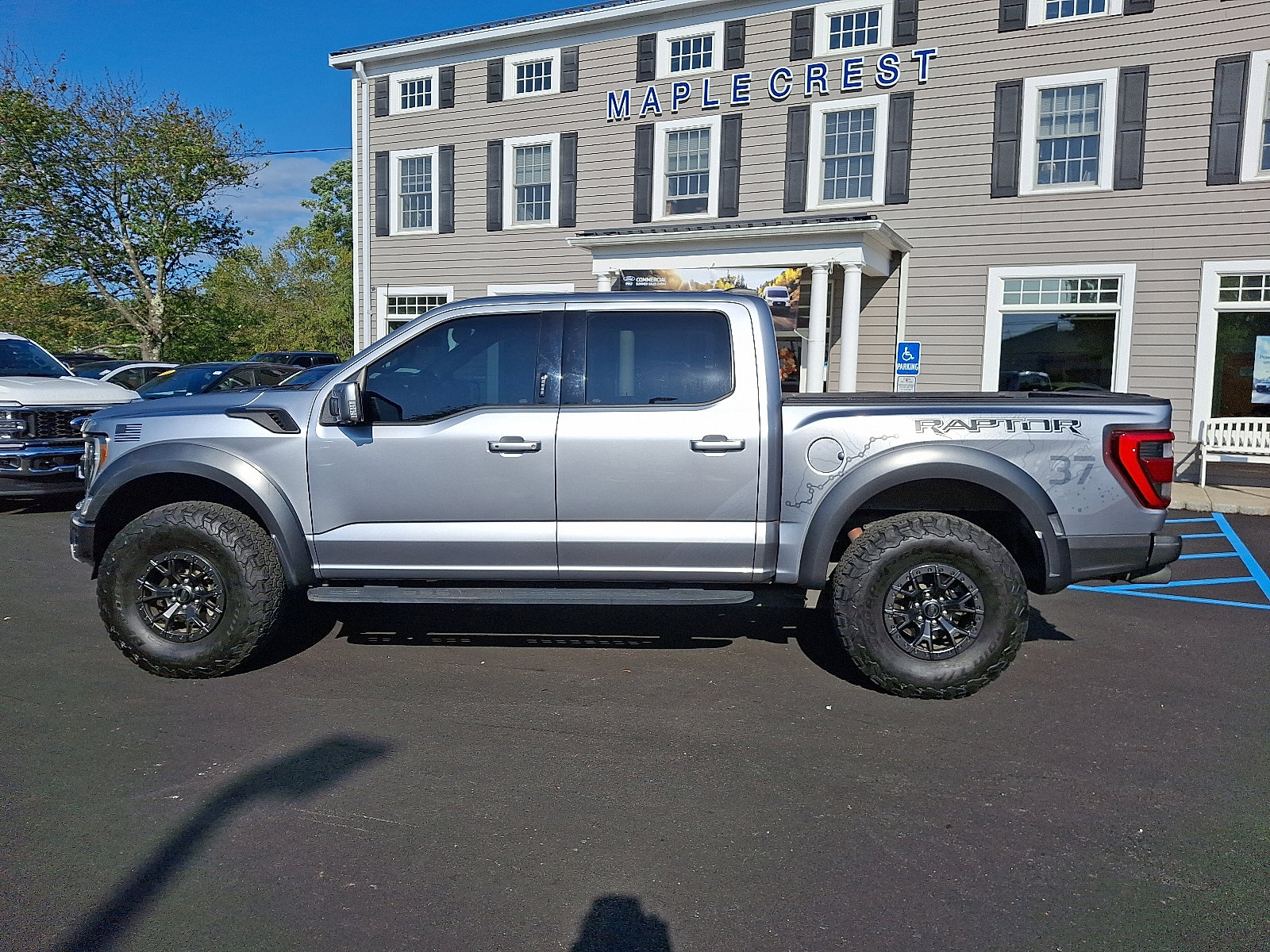 Certified 2022 Ford F150 Raptor w/ Raptor 37 Performance Package image 8