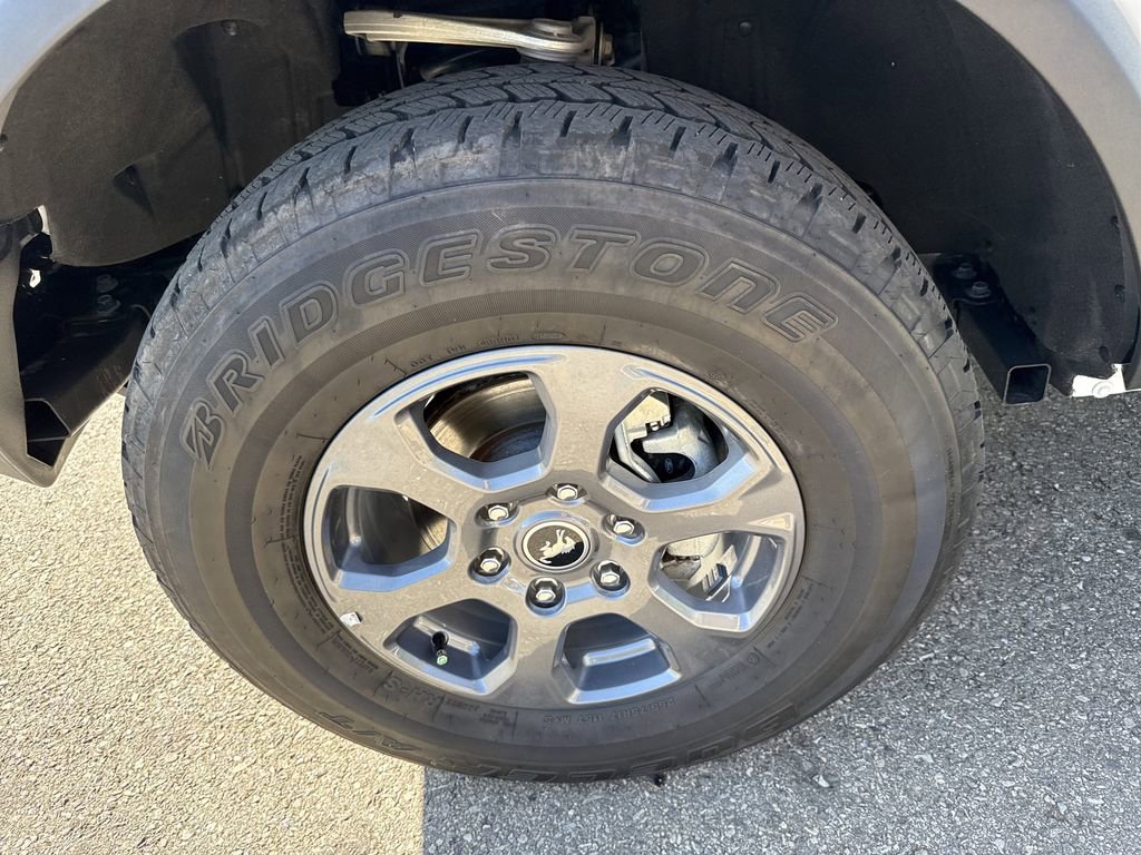 Used 2025 Ford Bronco Big Bend image 11