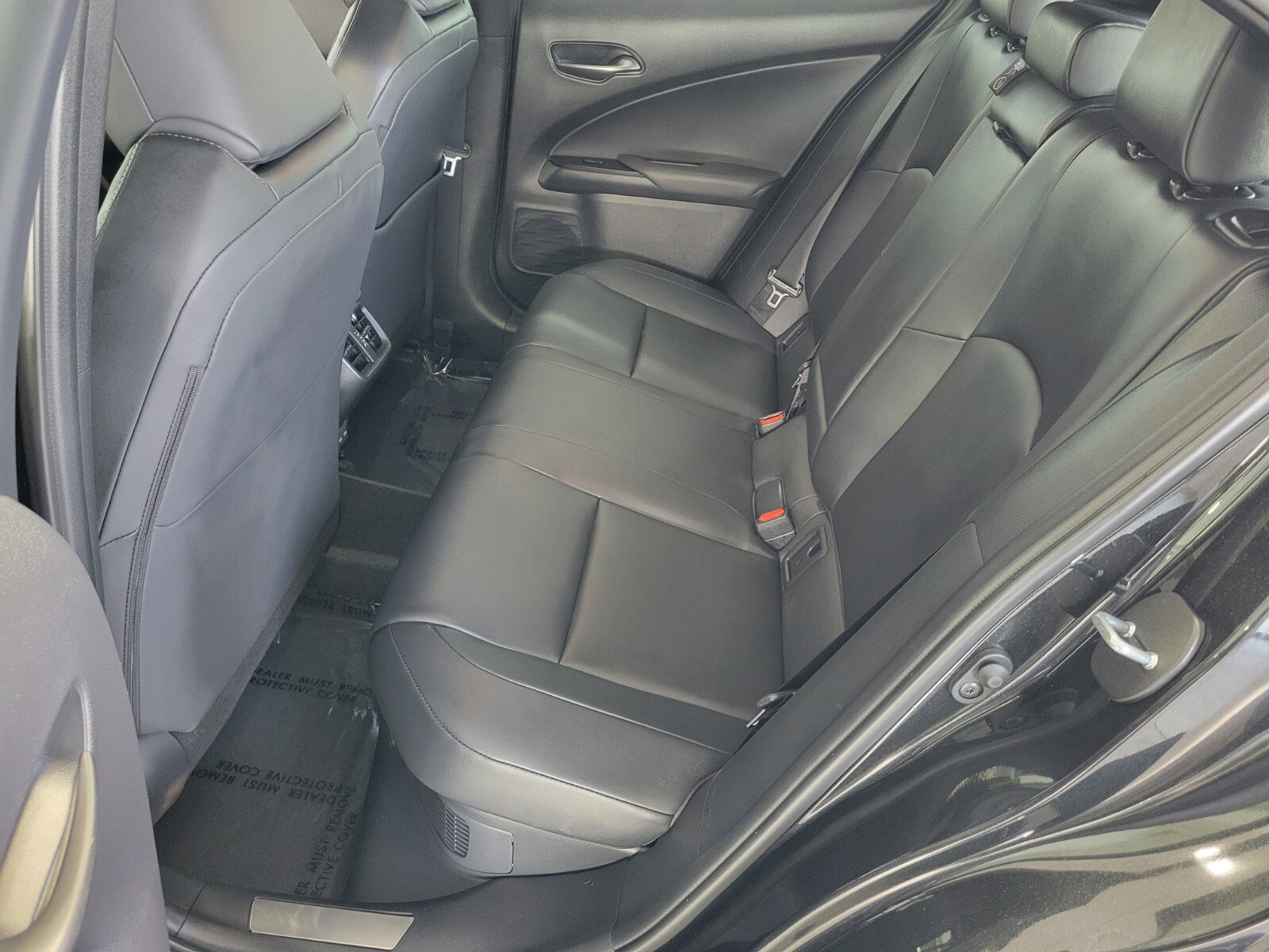 Certified 2025 Lexus UX 300h FWD w/ Accessory Package (Z2) image 13