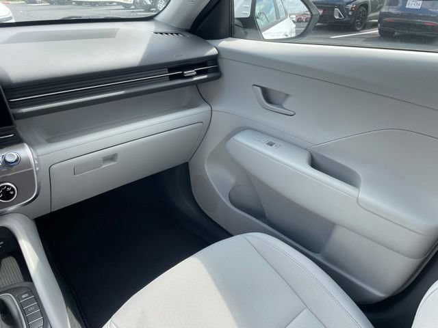 New 2026 Hyundai Kona SE FWD image 18
