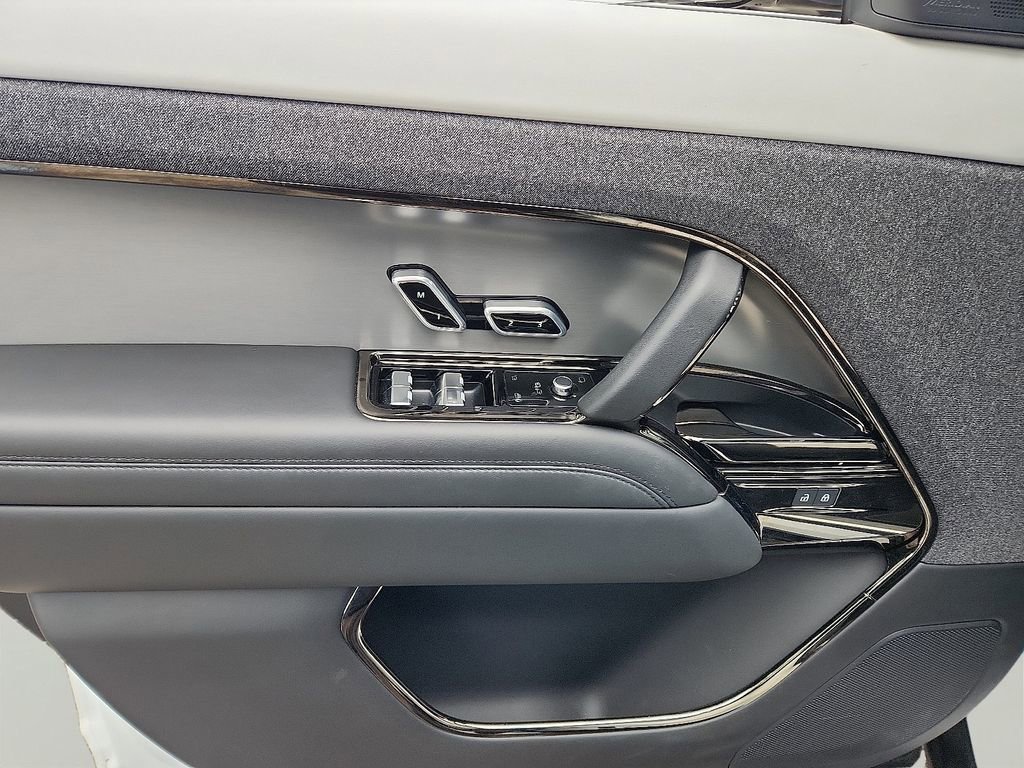 Used 2024 Land Rover Range Rover Sport Dynamic SE image 13