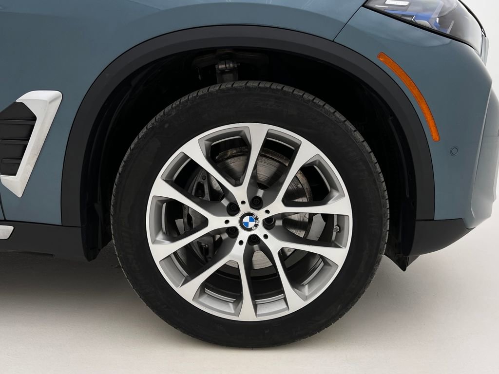 Certified 2026 BMW X5 xDrive40i w/ Premium Package image 29
