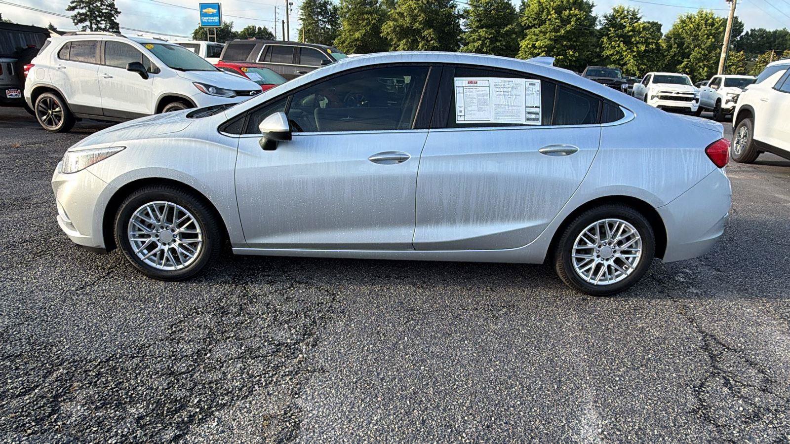 Used 2018 Chevrolet Cruze LT FWD image 8