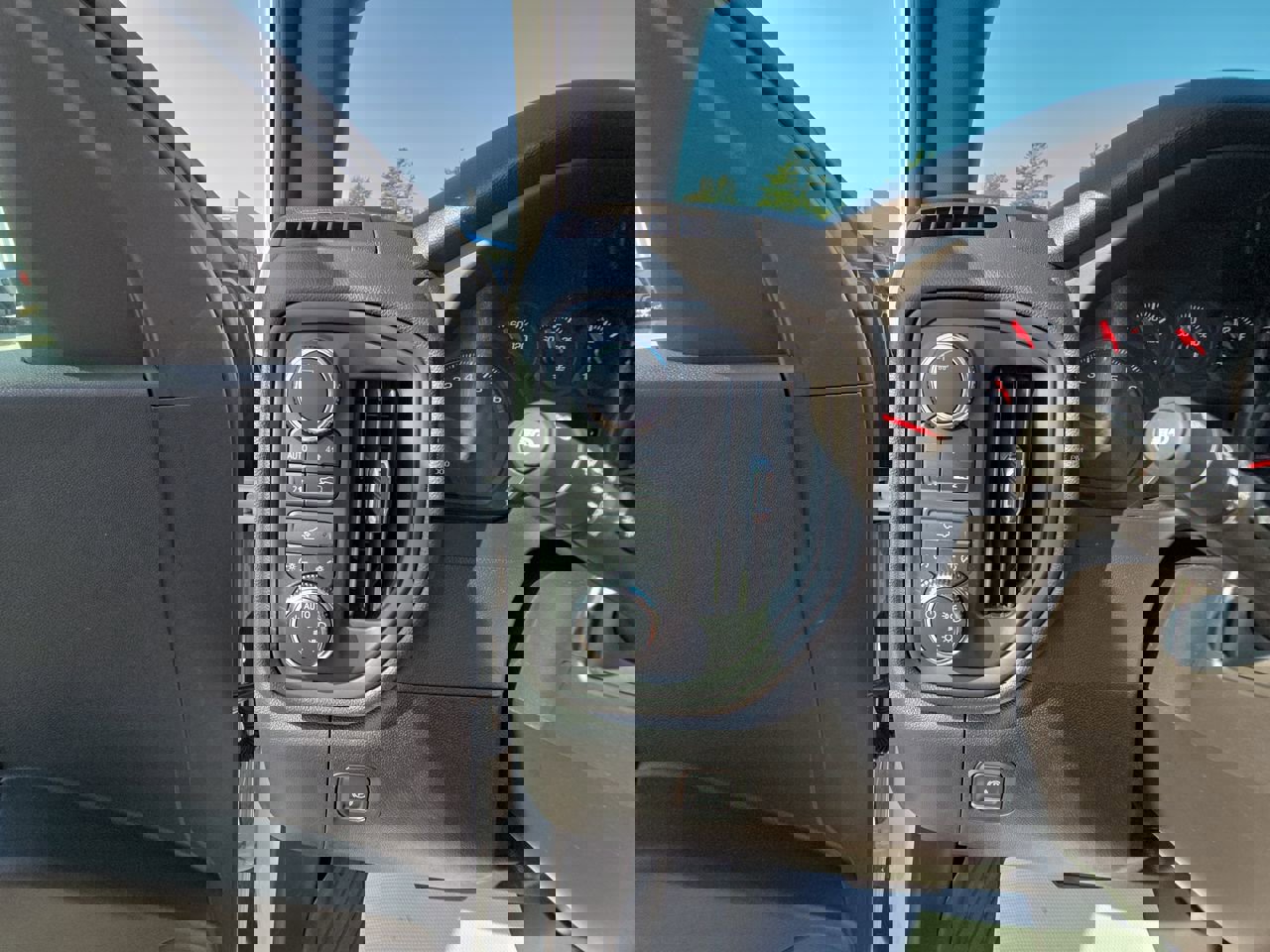 New 2024 GMC Sierra 1500 Pro w/ Graphite Edition image 54