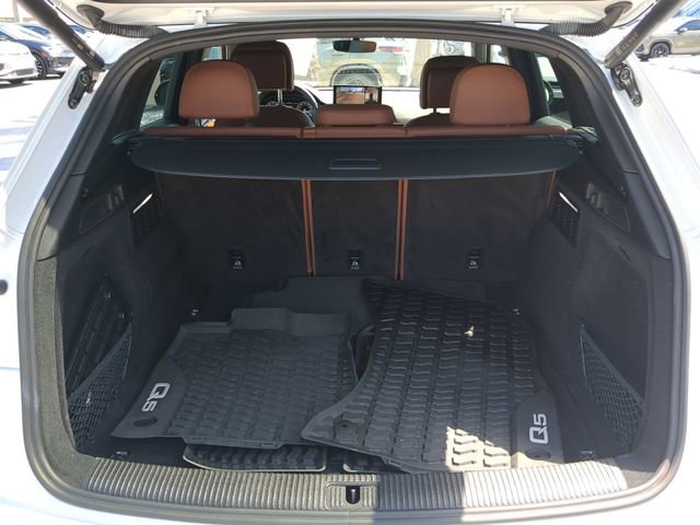 Used 2023 Audi Q5 2.0T Premium Plus w/ Premium Plus Package AWD/4WD image 9