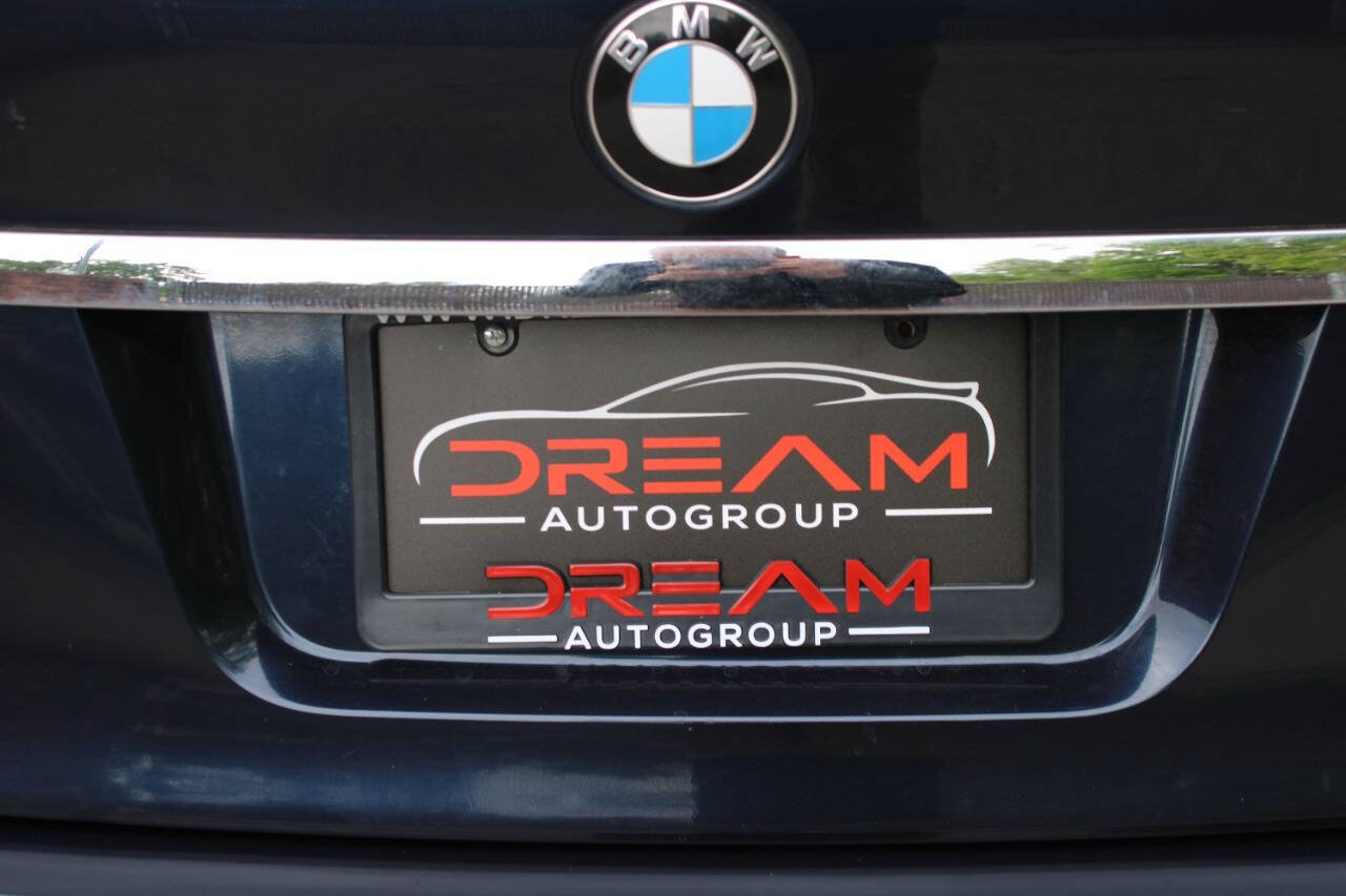 Used 2011 BMW 750Li xDrive AWD/4WD image 32