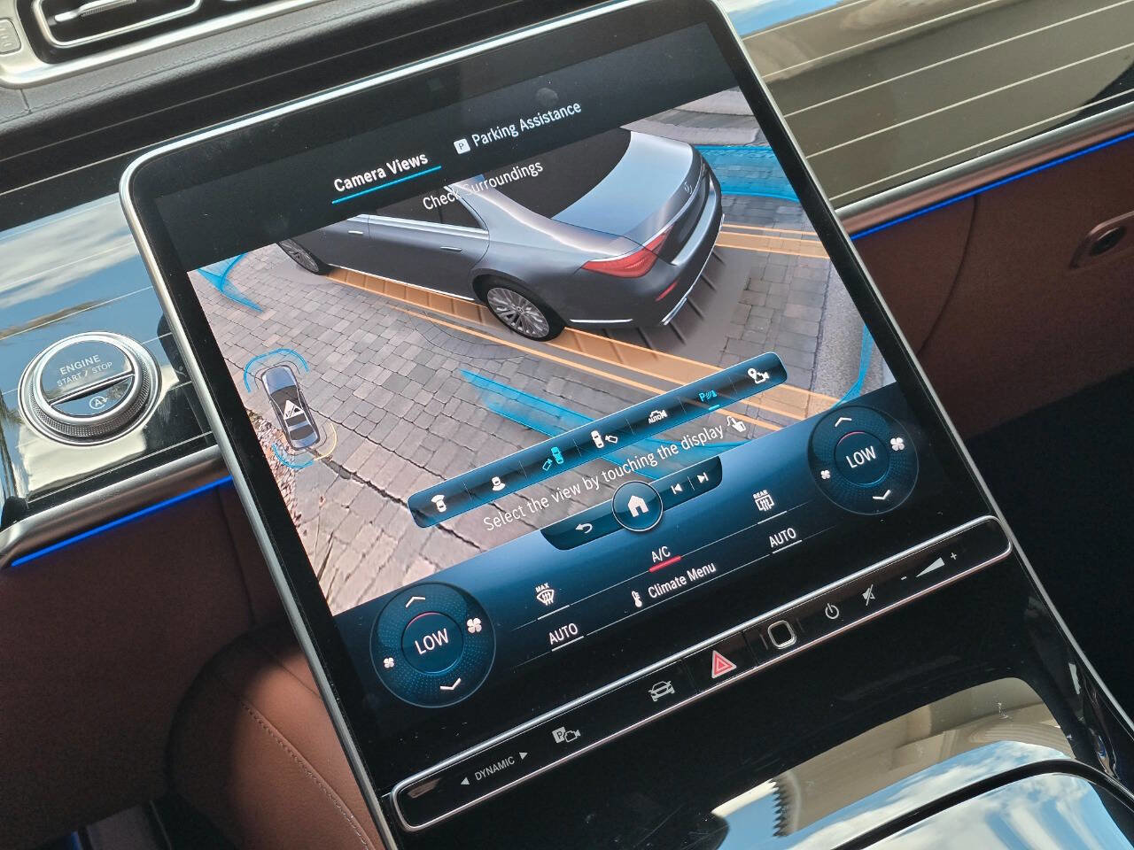 Used 2022 Mercedes-Benz S 580 4MATIC Sedan w/ Rear Seat Package image 61