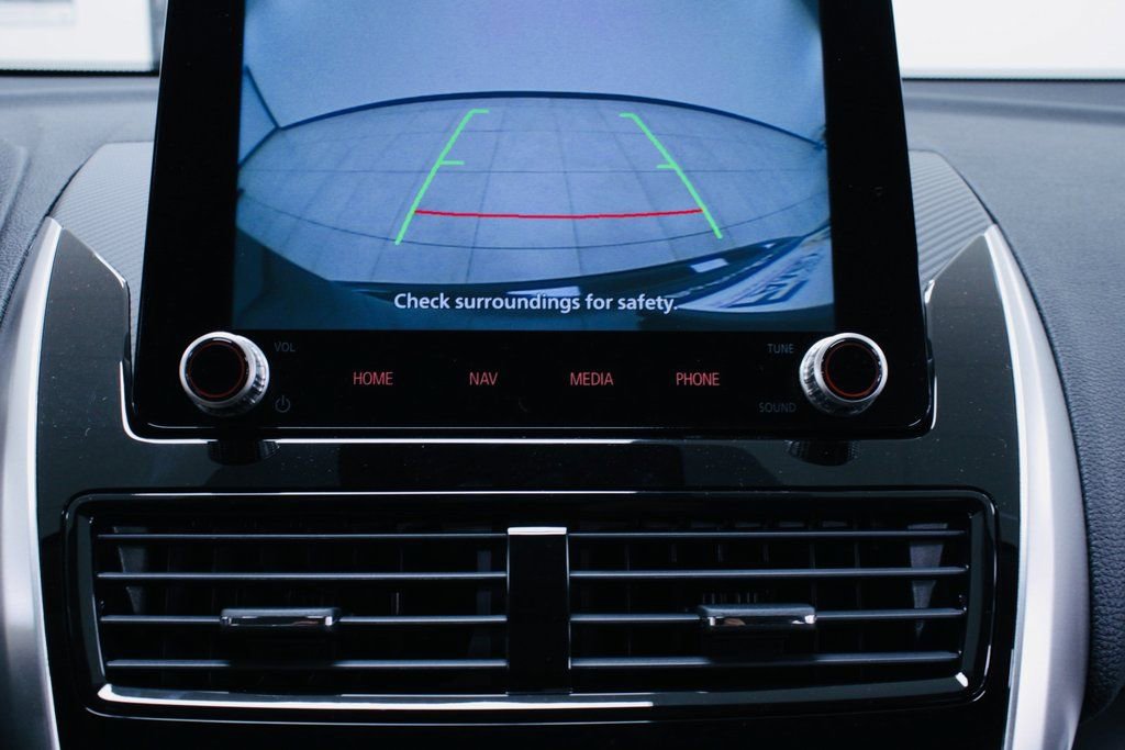 Used 2024 Mitsubishi Eclipse Cross SE image 13