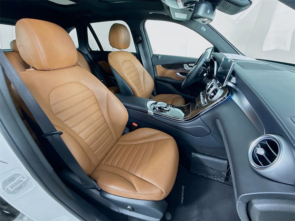 Used 2016 Mercedes-Benz GLC 300 4MATIC image 29