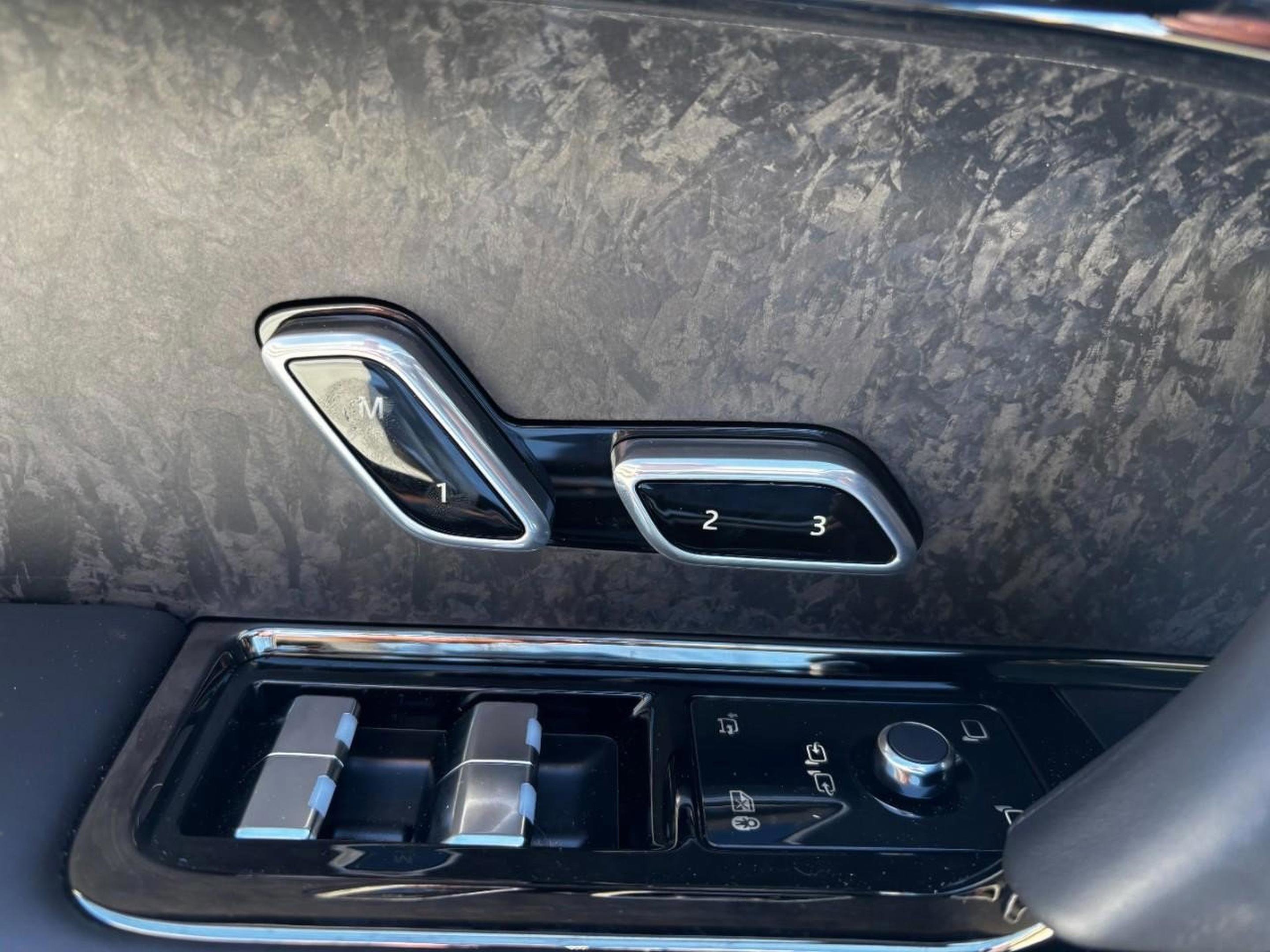 New 2025 Land Rover Range Rover Sport Autobiography image 32