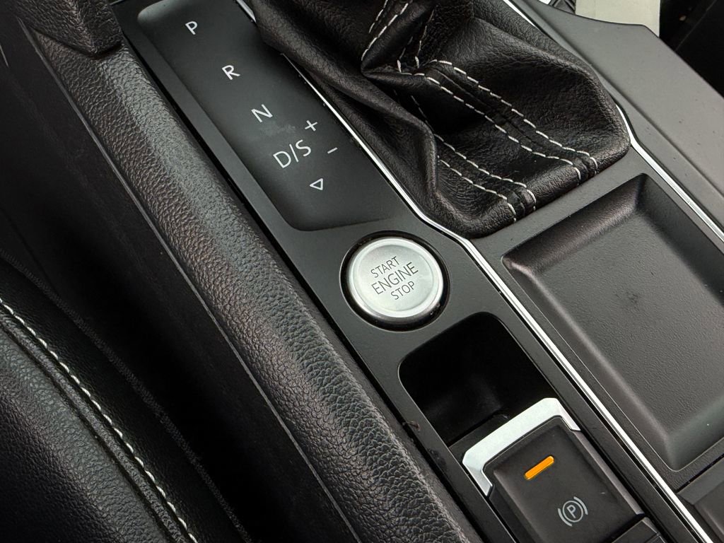 Used 2022 Volkswagen Atlas SE image 29