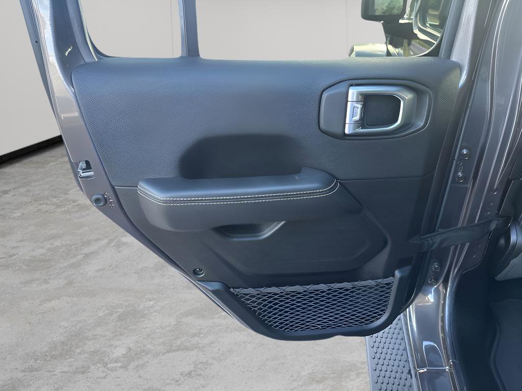 Used 2021 Jeep Wrangler Unlimited Sahara w/ Safety Group image 17