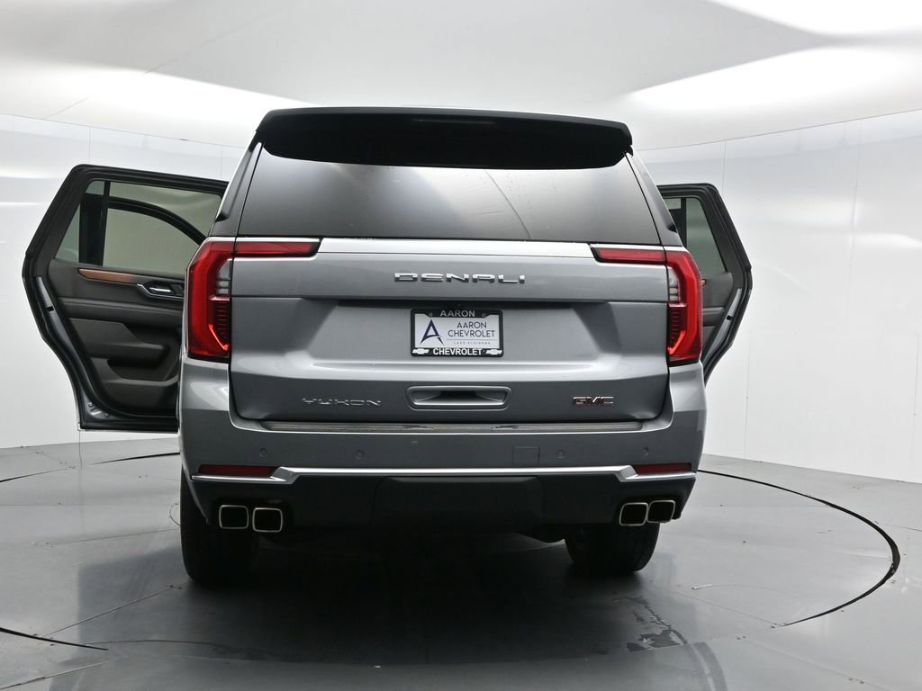 Used 2025 GMC Yukon Denali image 54