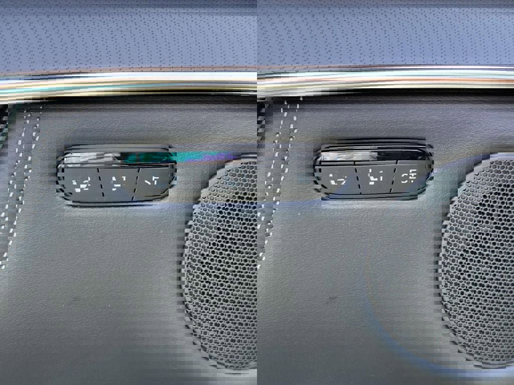 Used 2025 INFINITI QX55 Luxe w/ Cargo Package image 19