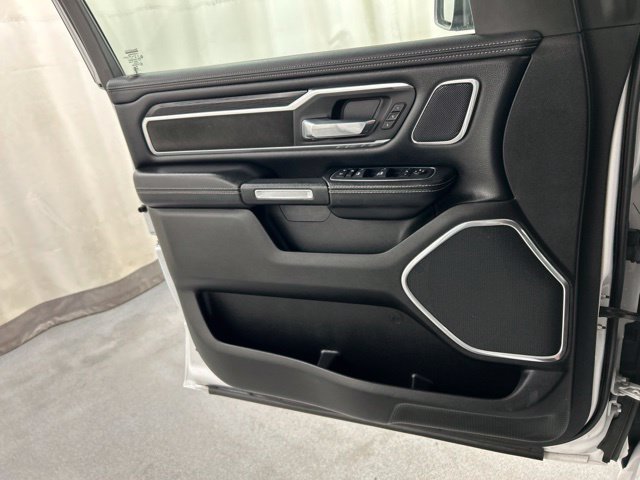 Used 2023 RAM 1500 Laramie AWD/4WD image 21