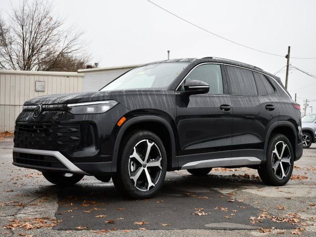 New 2026 Volkswagen Tiguan SE AWD/4WD image 3